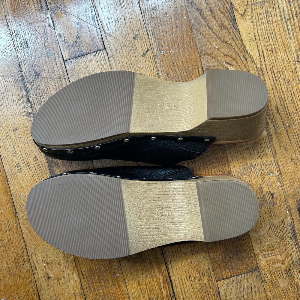 Target clogs - never worn - Picture 3 of 3